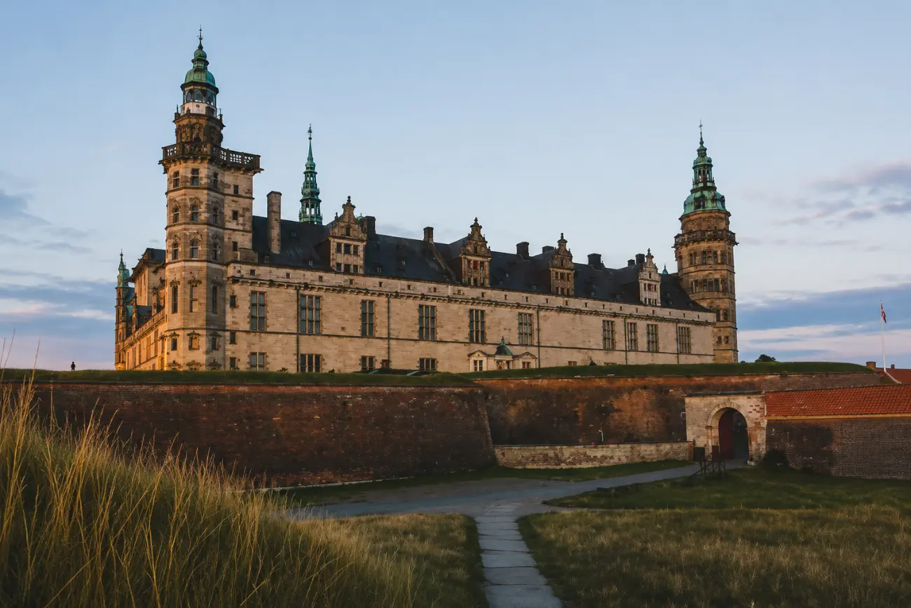 Kronborg Şatosu: Hamlet'in Kalesi, Helsingør'da Gerçek Bir Yer