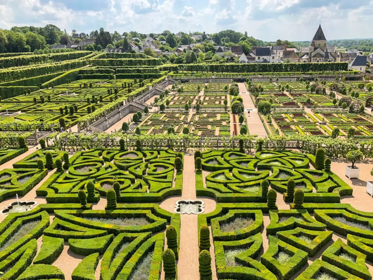 Villandry Şatosu'nun geometrik desenli formal Rönesans bahçeleri